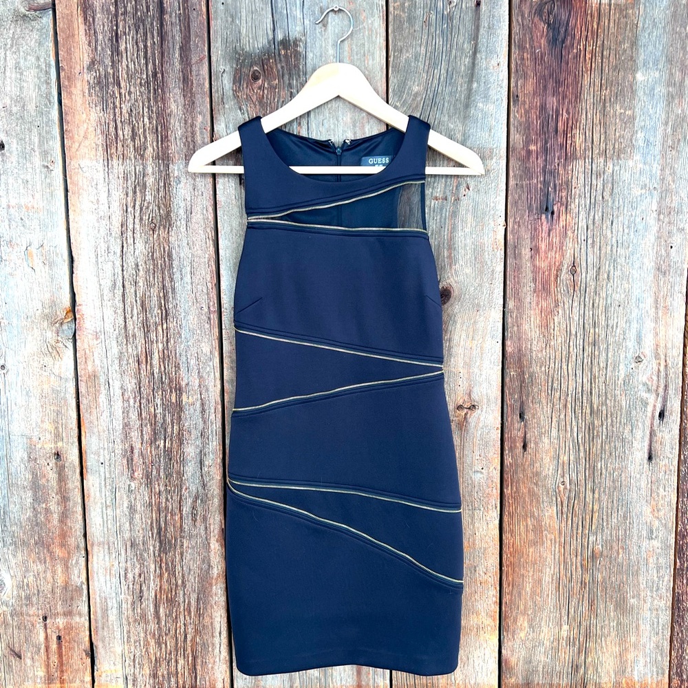 Guess- Black dress with gold zipper details